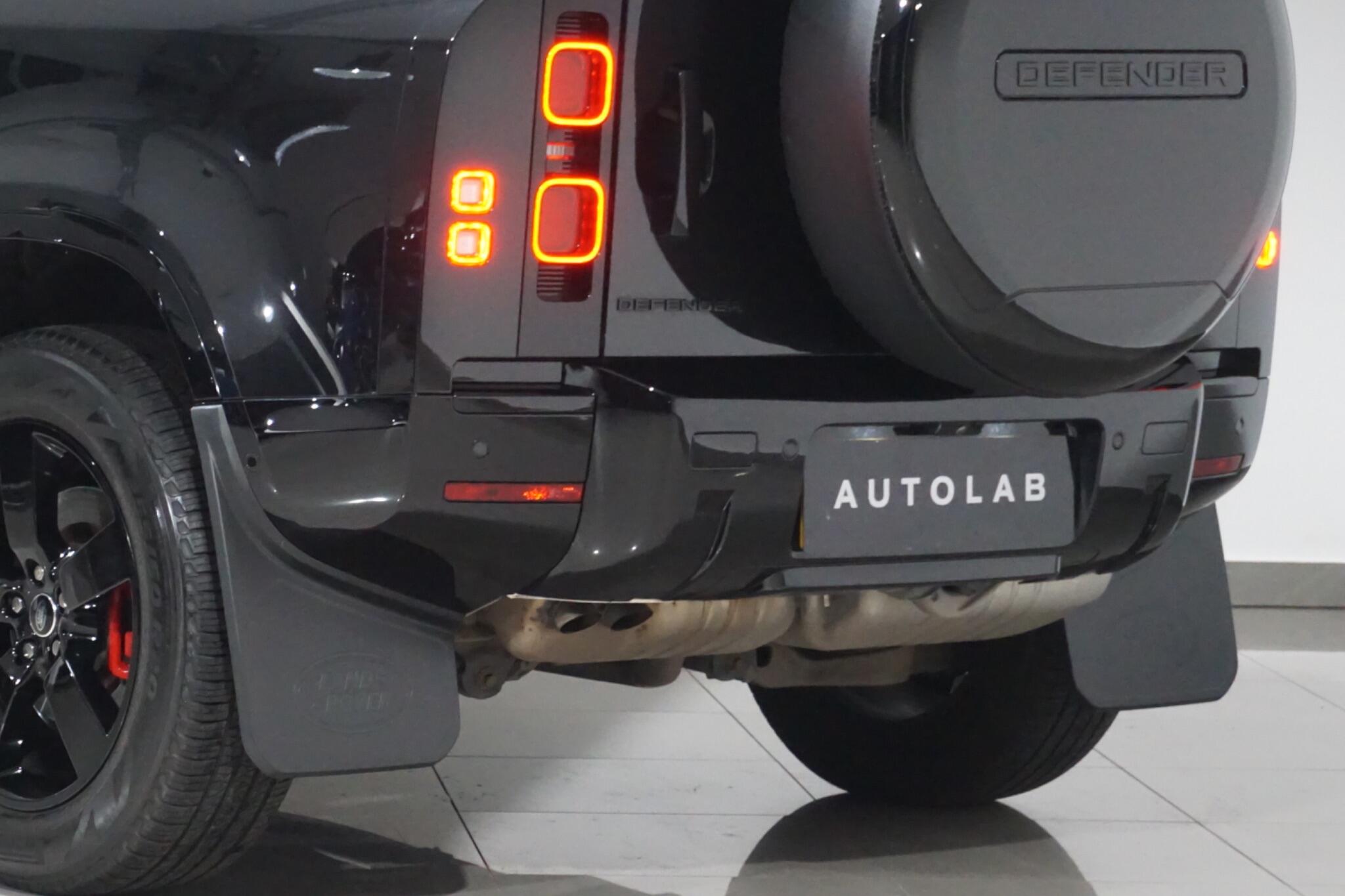 Land Rover Defender 90 3.0 D200 MHEV Hard Top SUV 3dr Diesel Auto 4WD SWB Euro 6 (s/s) (200 ps)